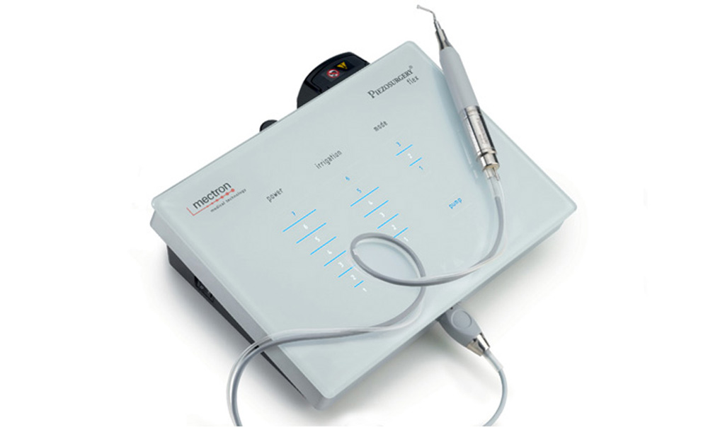 PIEZOSURGERY<sup>®</sup> flex PIEZOSURGERY<sup>®</sup> flex